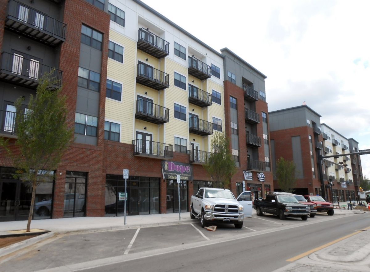 District Apartments 2